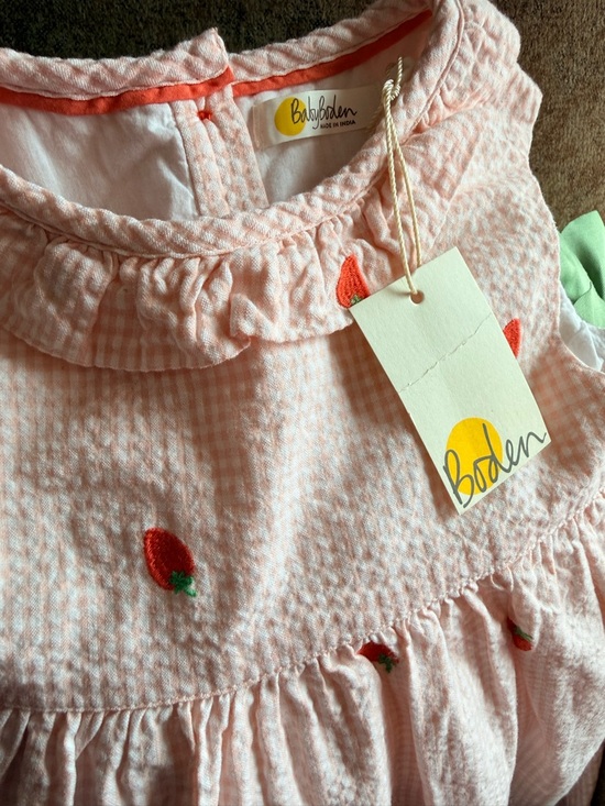 Mini Boden Pink Gingham Strawberry Embroidered Girls' Dress 2-3Y - Picture 2 of 7